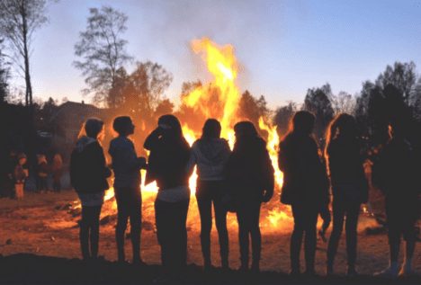 Valborgsmässoafton, den 30 april 2018 kl 19